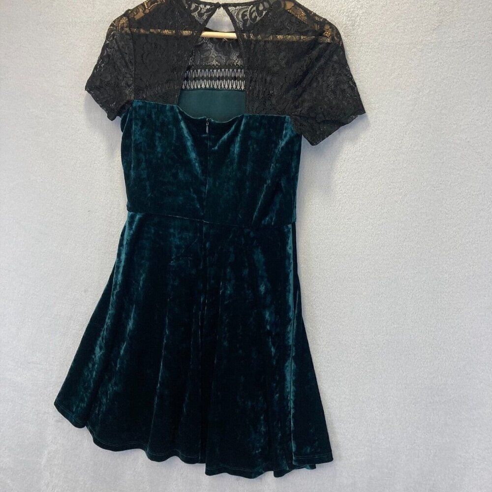 SANGRIA Green Velvet Mini Dress Women's Size 6 Lace Illusion Yoke Witchy - Picture 15 of 16